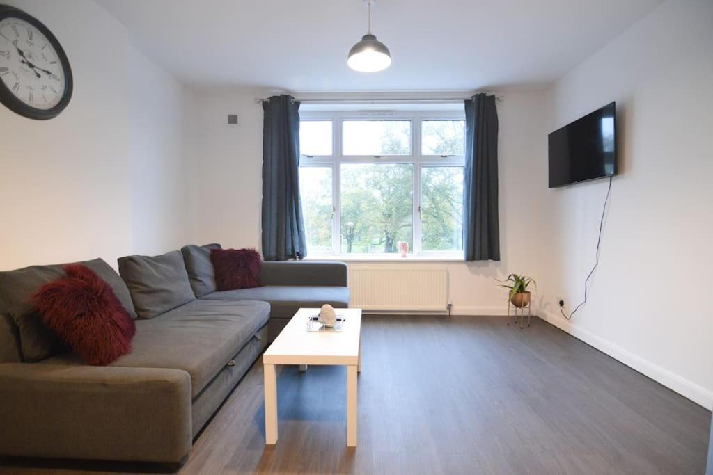Contemporary 3 Bedroom Flat Kirkcaldy Kültér fotó